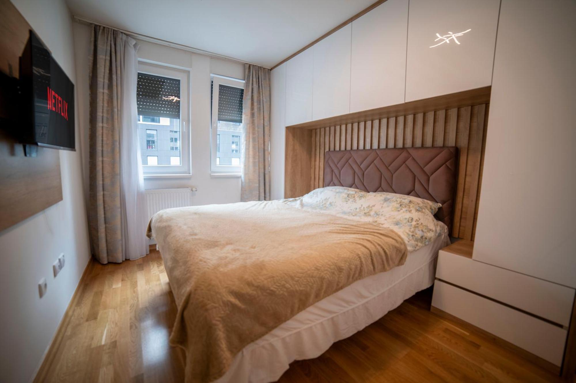 Apartment 5 Star Lukavica Екстер'єр фото