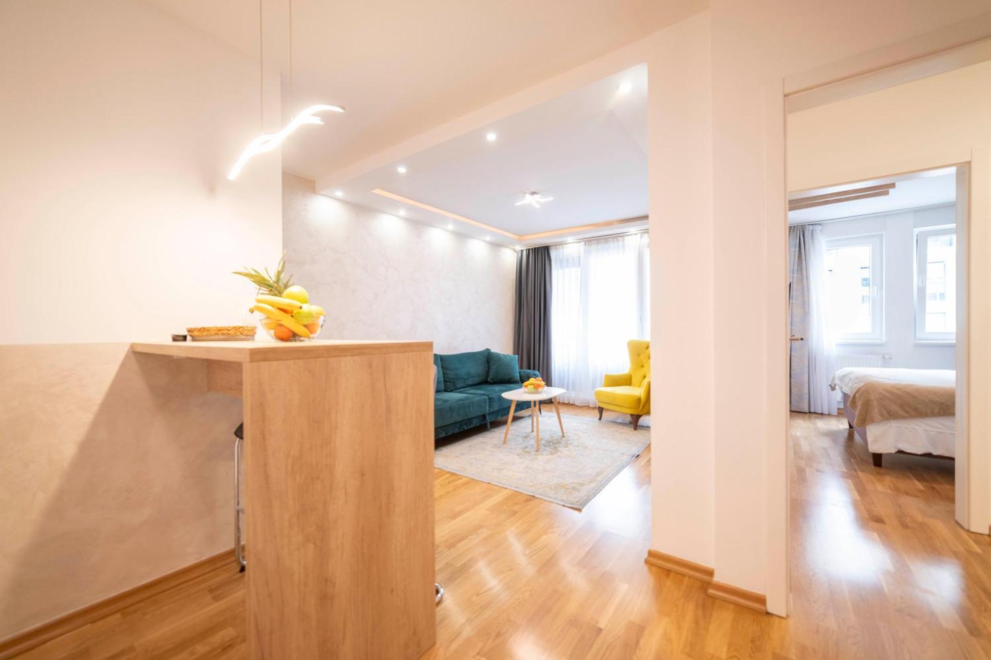 Apartment 5 Star Lukavica Екстер'єр фото